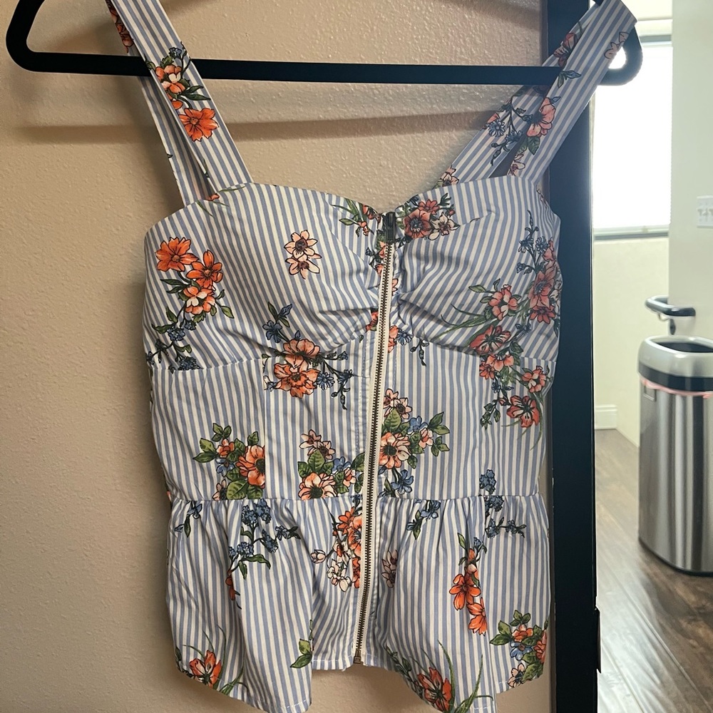 Iris Corset style flowered top